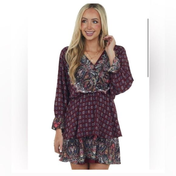 Umgee Wine Multiprint Surplice Long Sleeve Tiered Short Dress NEW Size Small - Picture 1 of 14